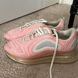 Nike shoes size 6 womens